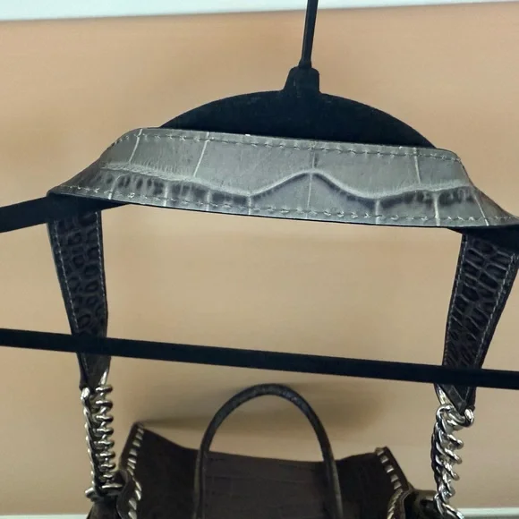 Michael Kors Vintage Croc Embossed Hilton Tote - Picture 15 of 16